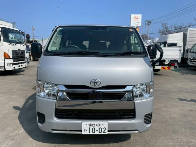 HIACE van 2WD