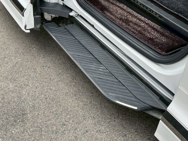VELLFIRE  HYBRID