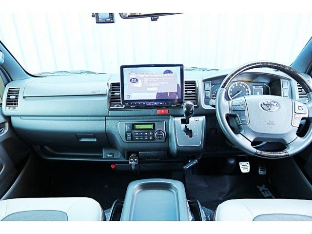 HIACE van 2WD