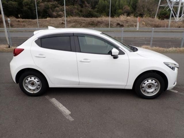 DEMIO 4WD