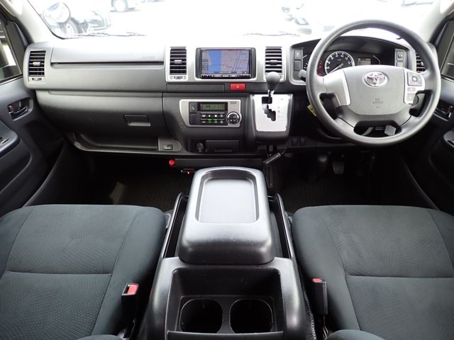 HIACE van 2WD
