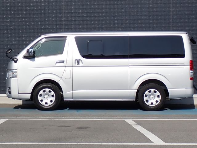 HIACE van 2WD