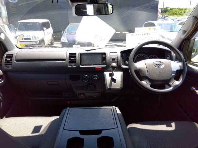 HIACE van 4WD