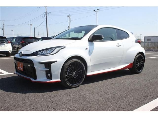 GR YARIS