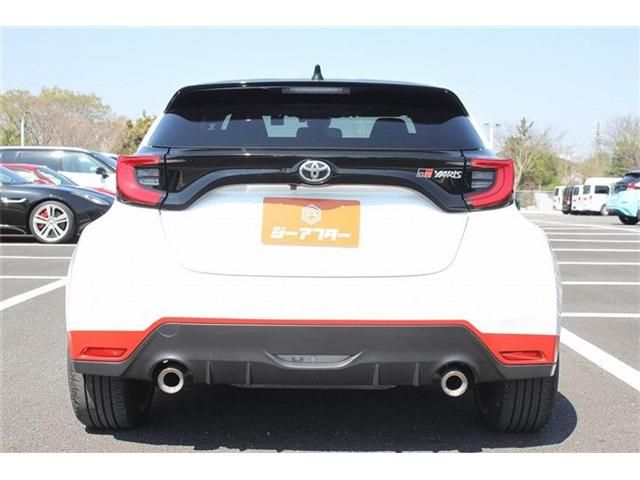 GR YARIS