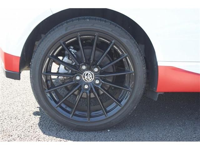 GR YARIS