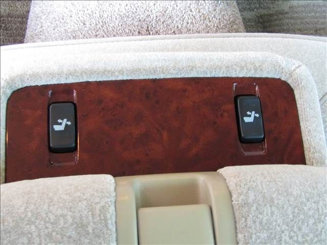 CROWN sedan