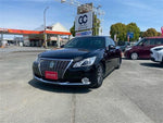 CROWN sedan hybrid