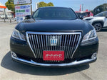 CROWN sedan hybrid