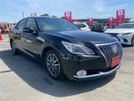 CROWN sedan hybrid