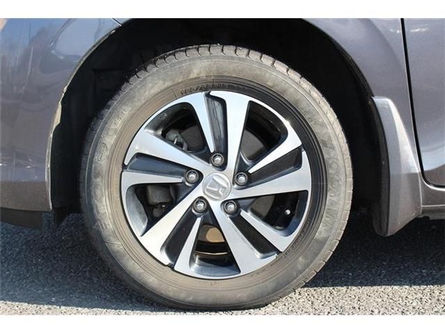 FREED HYBRID 4WD