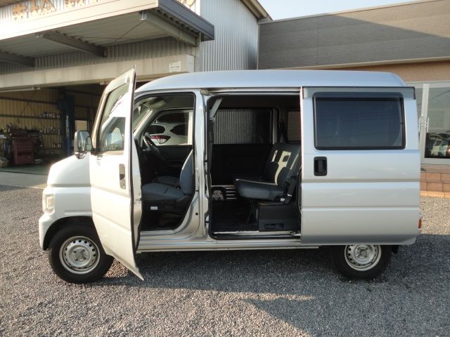 ACTY van