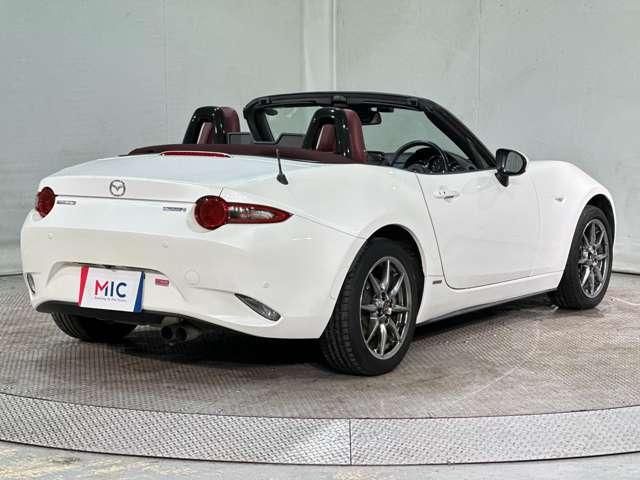 ROADSTER