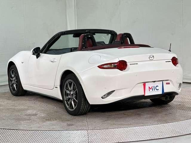 ROADSTER