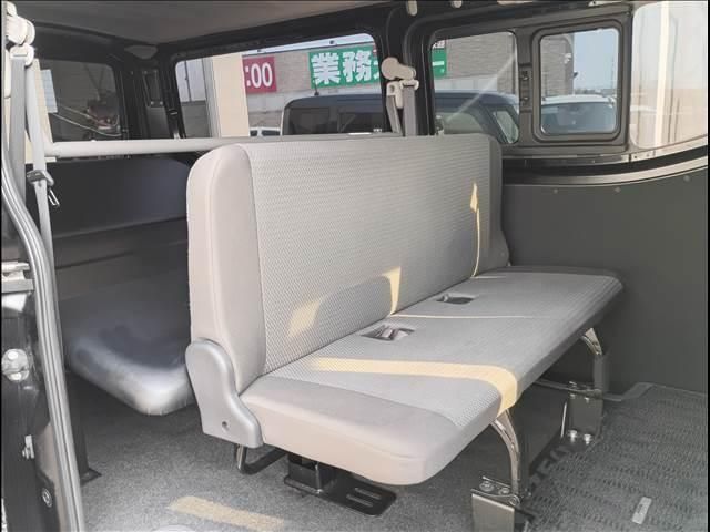 NV350 CARAVAN 4WD