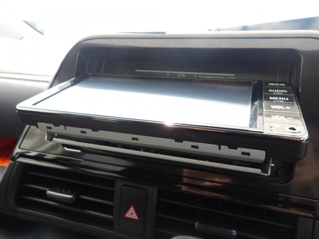 SIENTA HYBRID