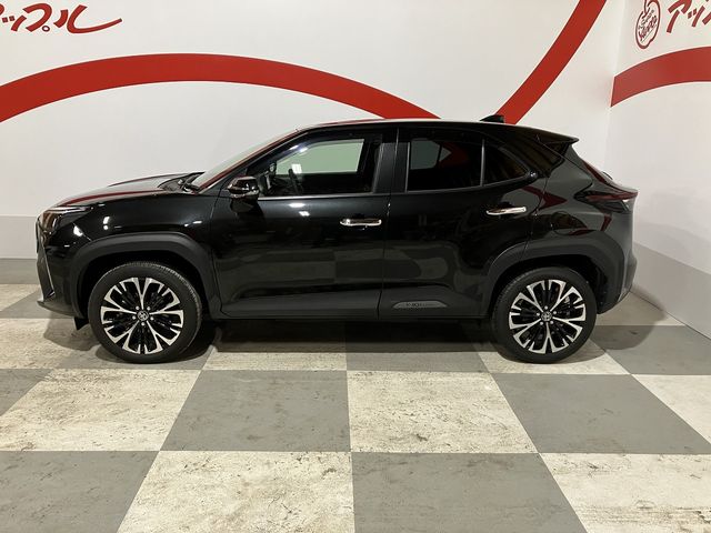 YARIS CROSS HYBRID