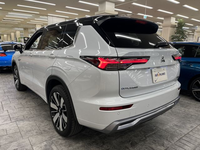 OUTLANDER PHEV