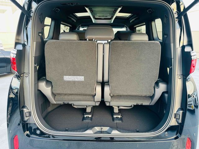 ALPHARD hybrid