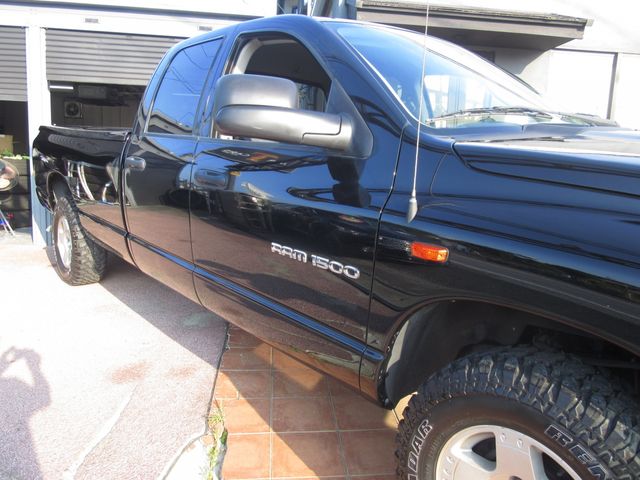 DODGE RAM pickup truck