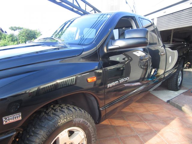 DODGE RAM pickup truck
