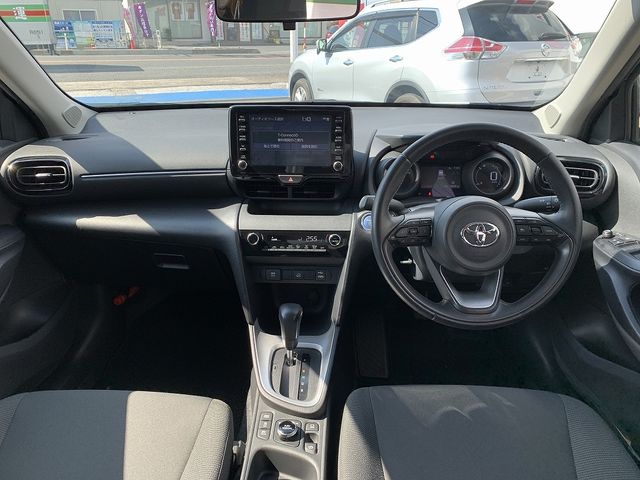YARIS CROSS HYBRID