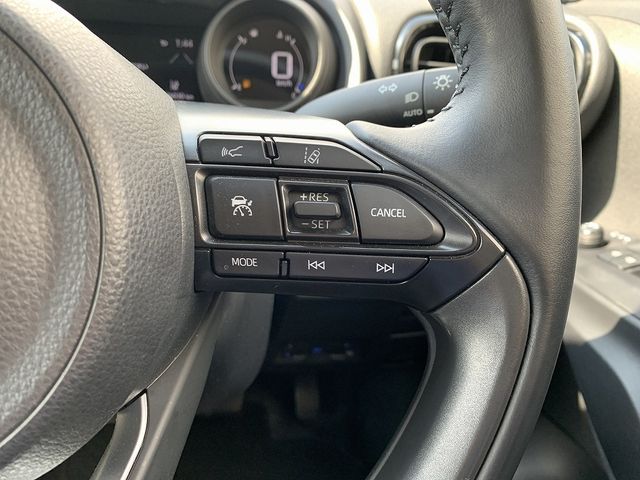 YARIS CROSS HYBRID