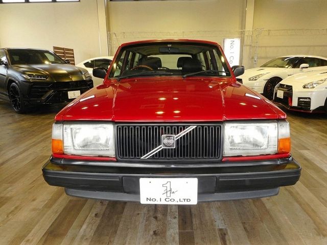 VOLVO 240 ESTATE