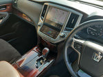 CROWN sedan