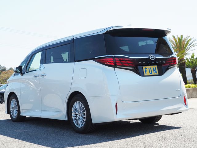 ALPHARD hybrid