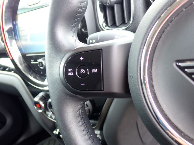 MINI COOPER D CROSSOVER