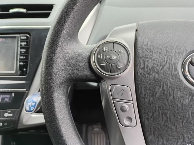 PRIUS Alpha