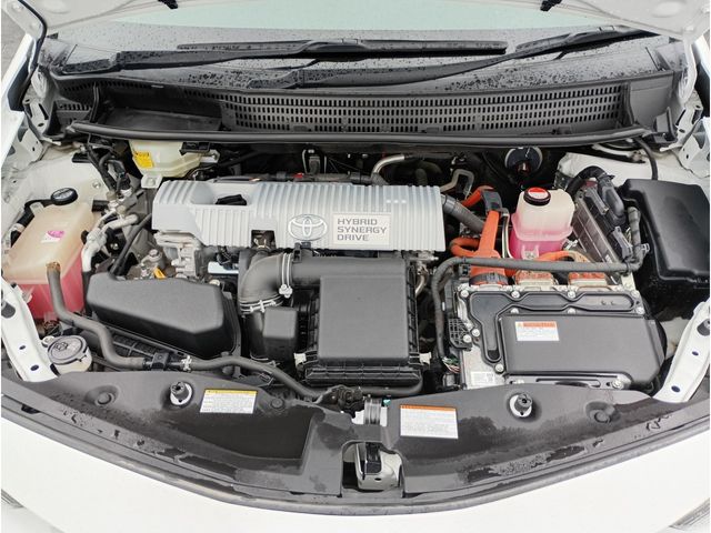 PRIUS Alpha