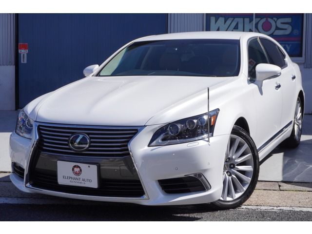 LEXUS LS460