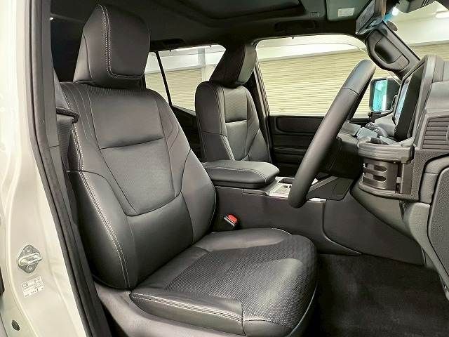 LANDCRUISER 250