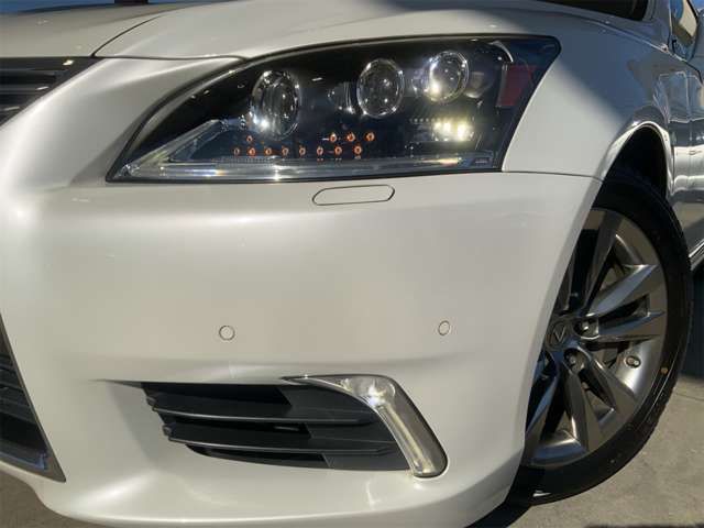 LEXUS LS600h