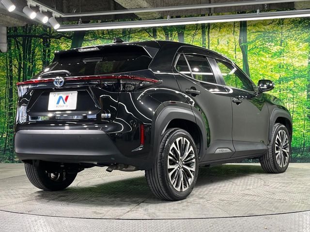 YARIS CROSS HYBRID