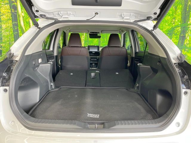 YARIS CROSS HYBRID