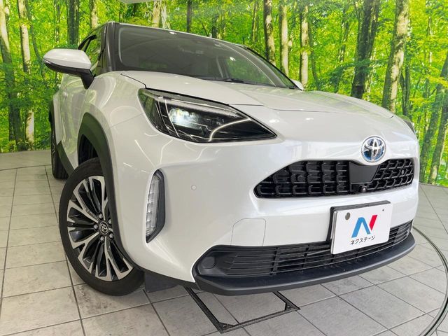 YARIS CROSS HYBRID