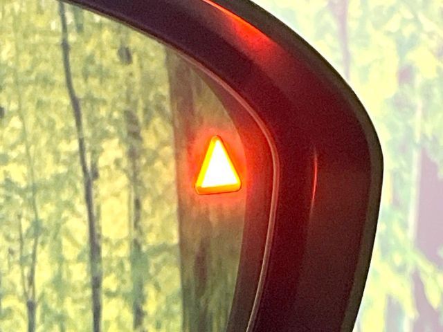 AURA