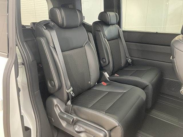 STEPWAGON e:HEV SPADA