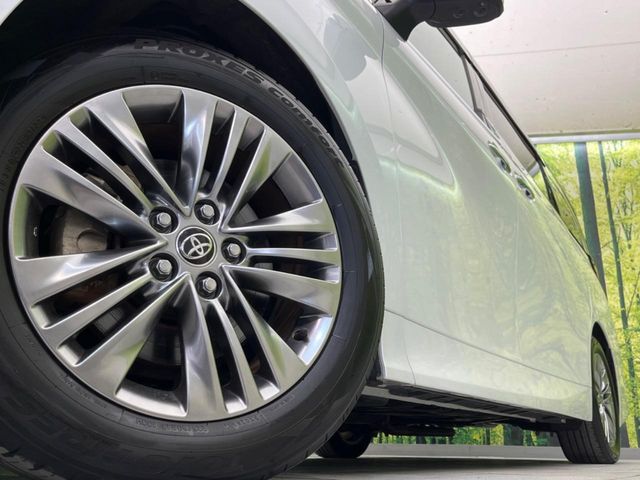 ALPHARD hybrid