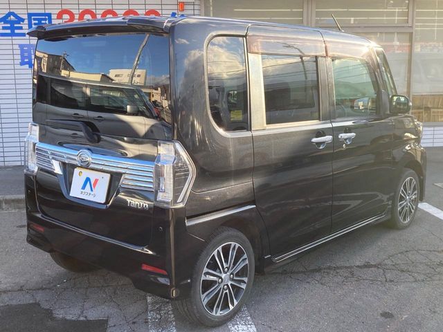TANTO CUSTOM 4WD