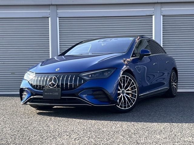 MERCEDES AMG EQE