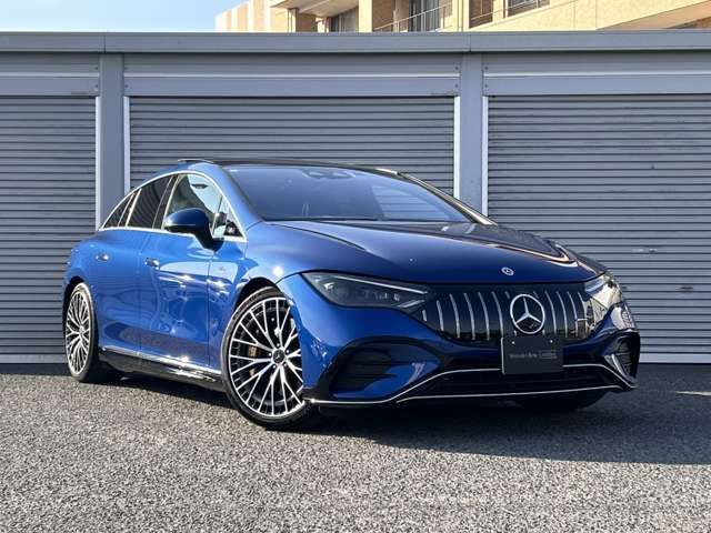 MERCEDES AMG EQE