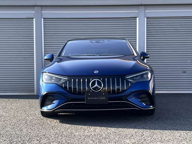 MERCEDES AMG EQE