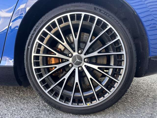 MERCEDES AMG EQE