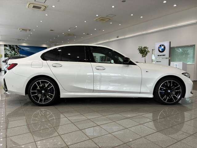 BMW 3 Series sedan