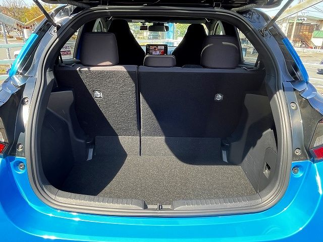 YARIS HYBRID