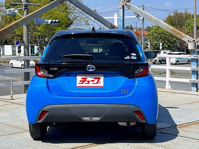 YARIS HYBRID